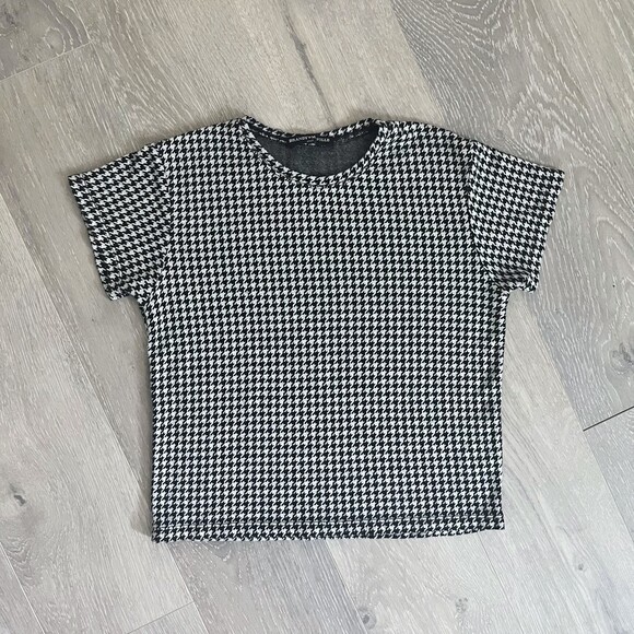 Brandy Melville Houndstooth Black and White Check Short Sleeve Shirt Small - Picture 1 of 4